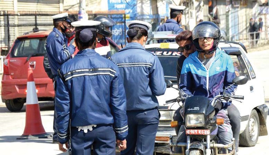 २६ वटा सवारी चालक लाइसेन्स निलम्बनका लागि यातायात व्यवस्था विभाग पठाइयो