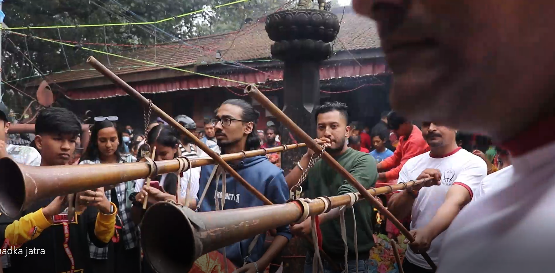 मुलचोकमा भित्र्याइयो खड्क जात्रा