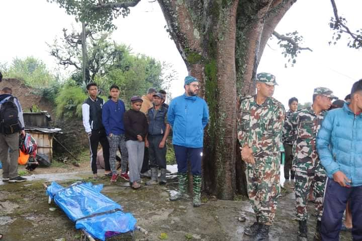 सल्यानमा पहिरोमा परेर एक किशोरको मृत्यु