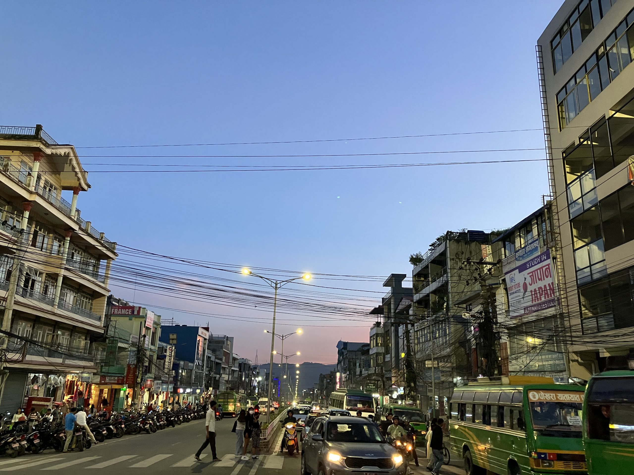 सडक बत्तीको महसुल पालिकाहरूबाटै असुल गर्न अर्थ मन्त्रालयको निर्देशन