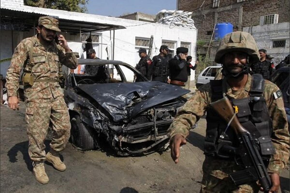 पाकिस्तानमा आतंकवादी हमला : ७ सैनिकको मृत्यु