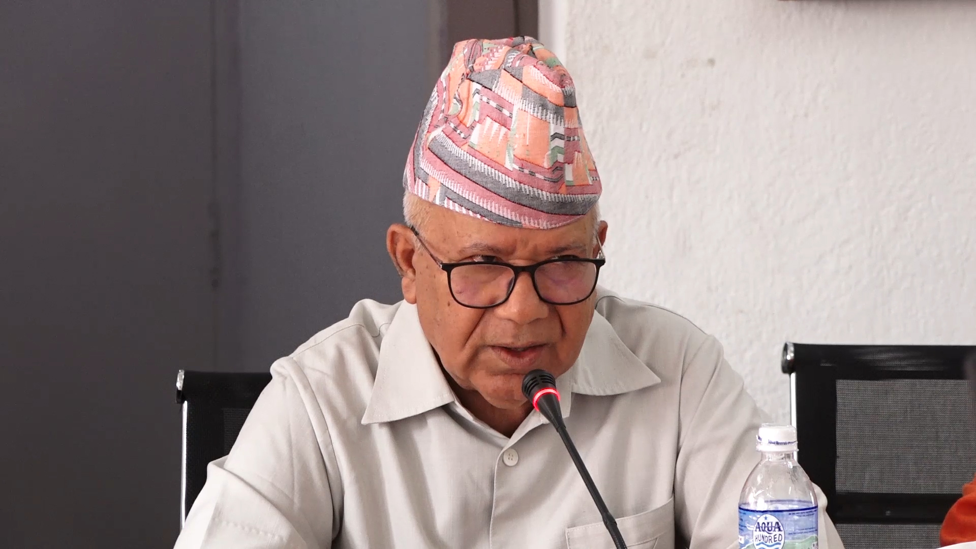 सरकारले उच्च मनोबलका साथ कूटनीतिक सम्बन्धलाई अघि बढाउनु पर्छ : माधव नेपाल