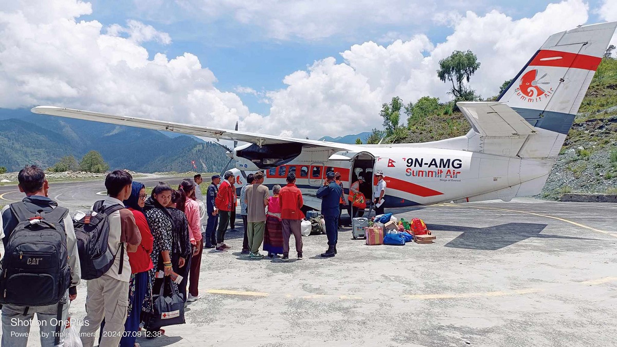 अवरुद्ध भएको सात दिनपछि रारा विमानस्थलमा हवाई उडान सञ्चालन