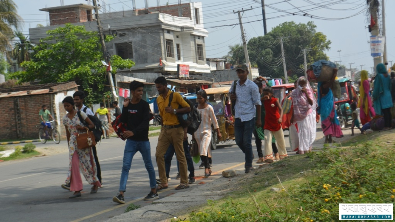 नाकामा अवरोध हटेपछि पर्यटक आवागमनमा सहज