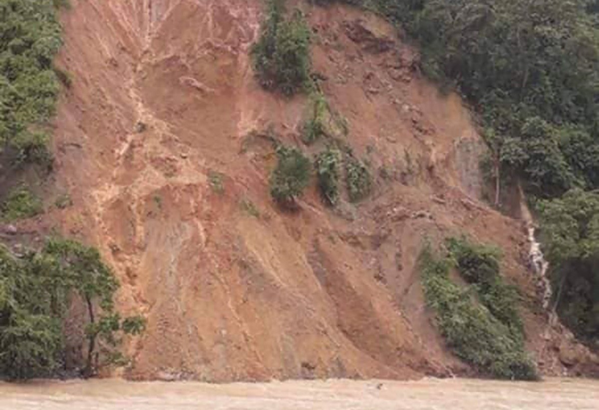 बुद्धसिंह मार्ग बीस दिनदेखि अवरुद्ध