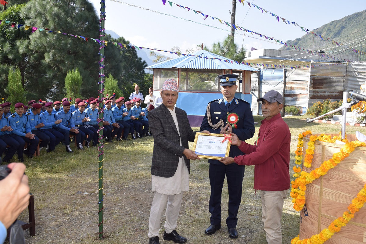 तीन जग्गादातालाई प्रहरीको सम्मान