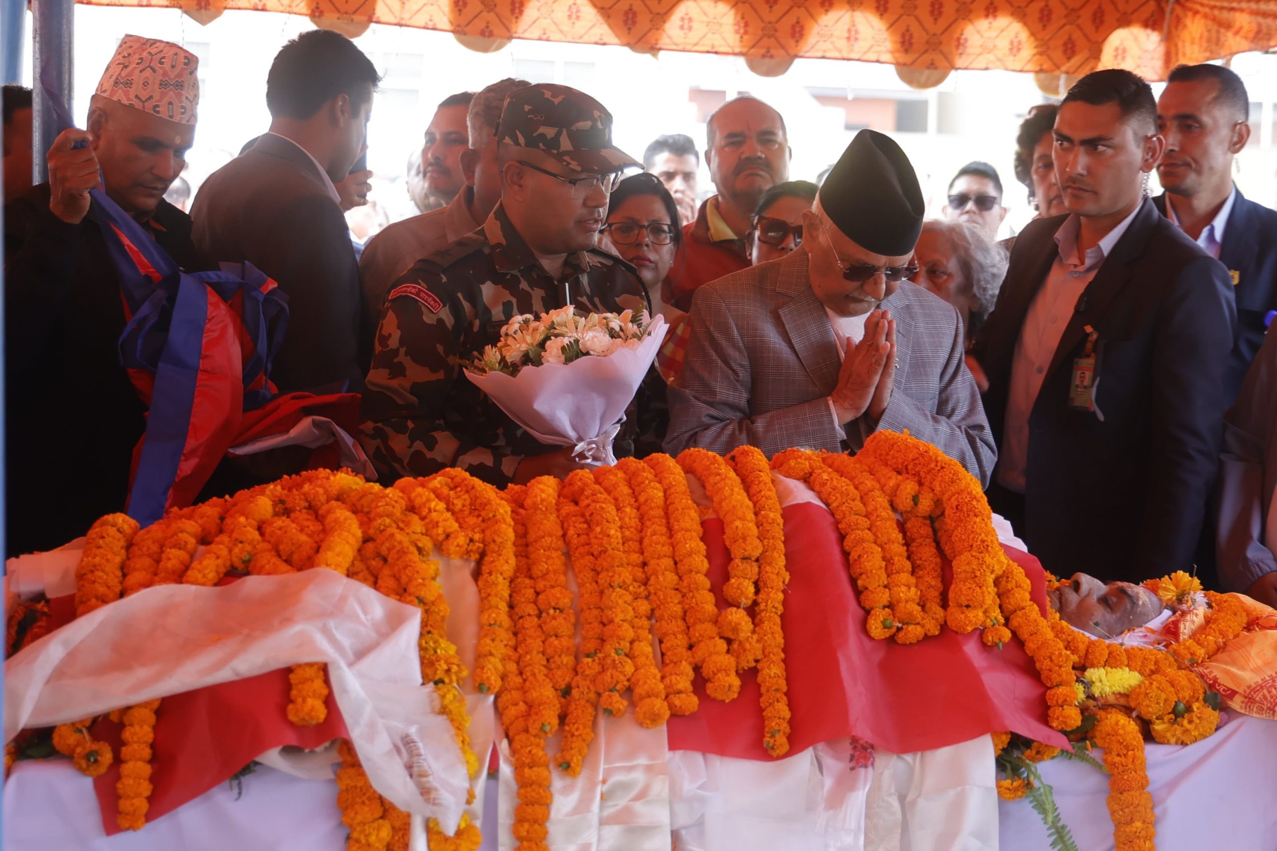 गौचरणमा पूर्वसभामुख ढुङ्गानाको पार्थिव शरीरमा श्रद्धाञ्जली (तस्बिरहरु)