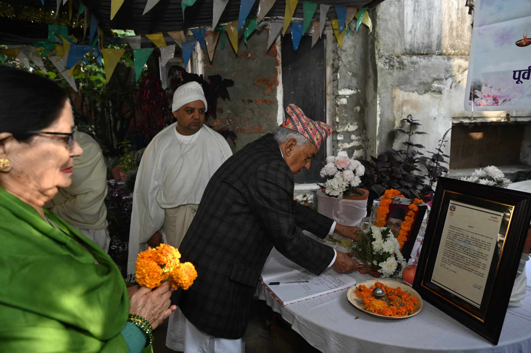 राष्ट्रपति पौडेलद्वारा ढुङ्गानाका परिवारप्रति समवेदना (भिडिओ)