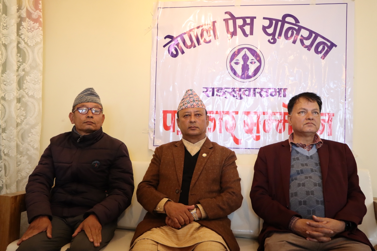 विद्युत् विकासबाट समृद्धि प्राप्त गर्न सहज हुने : मन्त्री खड्का