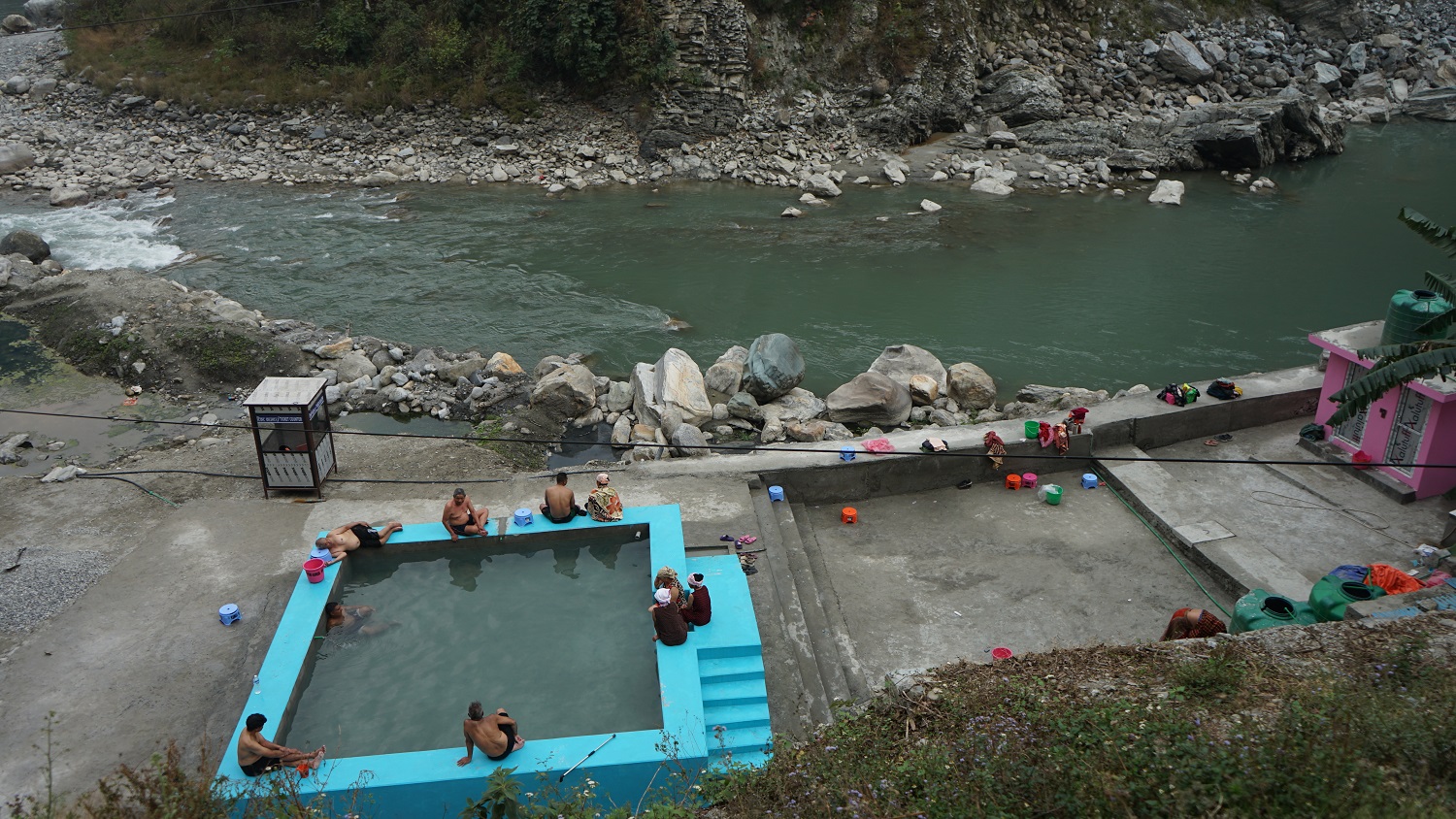 तातोपानीमा स्नानका लागि नयाँ पोखरी सञ्चालन